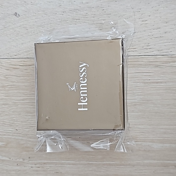NWOT Hennessy Cognac Holiday Coaster Gift Box Set of 4 - Picture 5 of 6